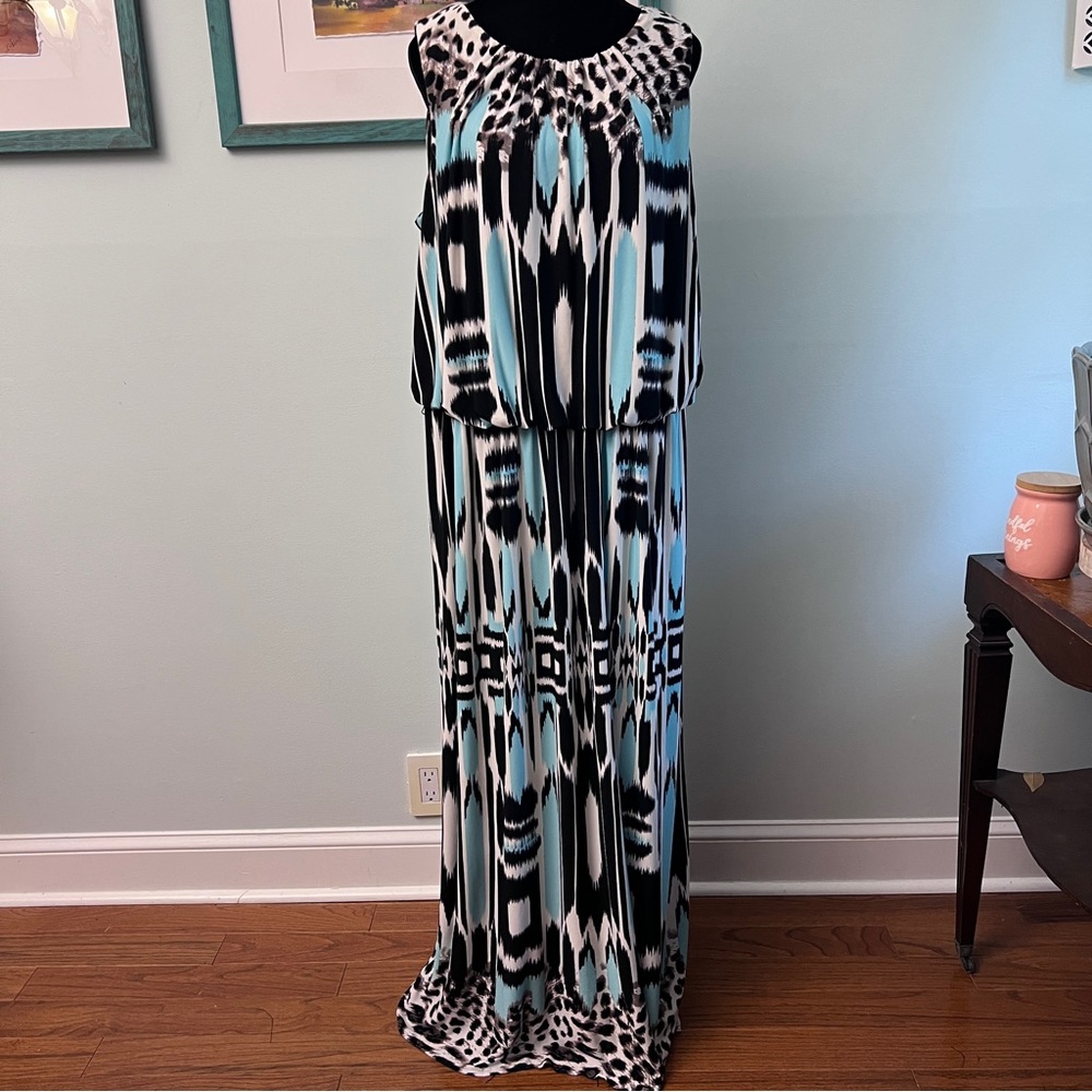 Floor length pattern dress black white and aqua with belt size 18W